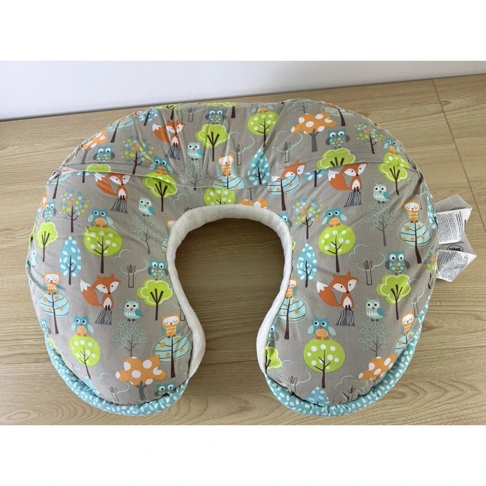 Boppy Heirloom Feeding & Infant Support Pillow Woodland Fox & Owl Gray White